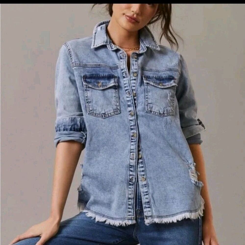 Anthropologie Pilcro Distressed Chambray Shirt Jacket Womens Size XS Versatile